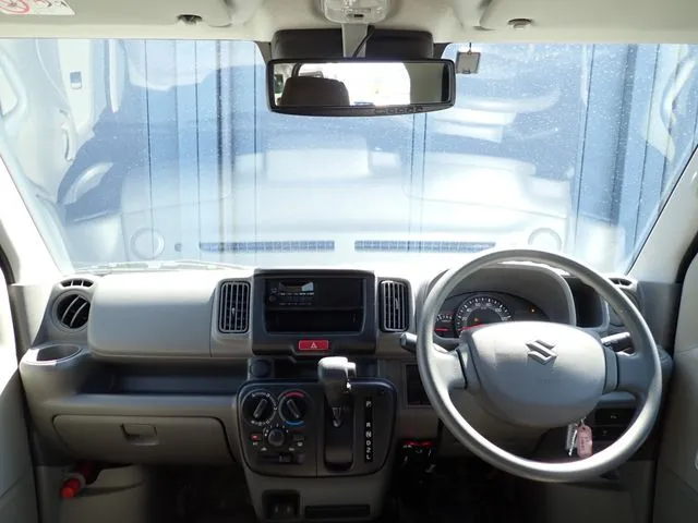 エブリイバン(スズキ)の車両写真