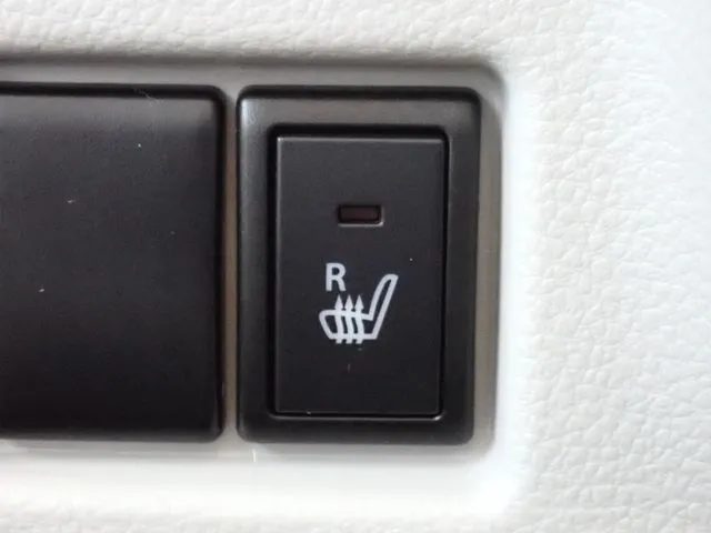 スペーシア（スズキ）の車両写真