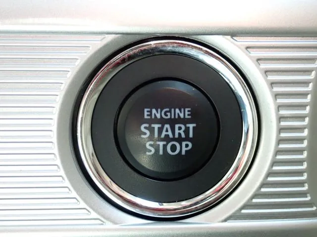 スペーシア（スズキ）の車両写真