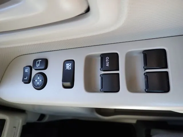 スペーシア（スズキ）の車両写真