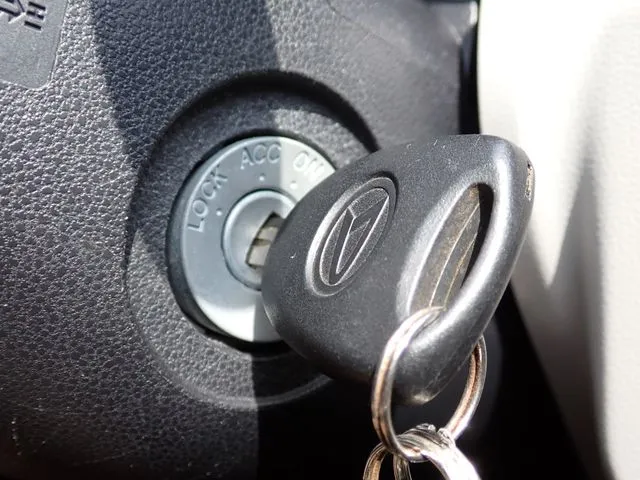 ミラ イース(ダイハツ)の車両写真