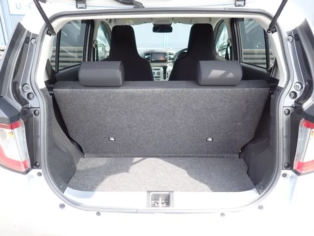 ミラ イース(ダイハツ)の車両写真