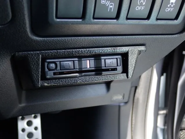 スバル インプレッサG4