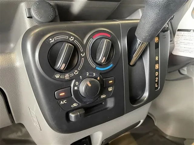 スズキ　エブリイバン