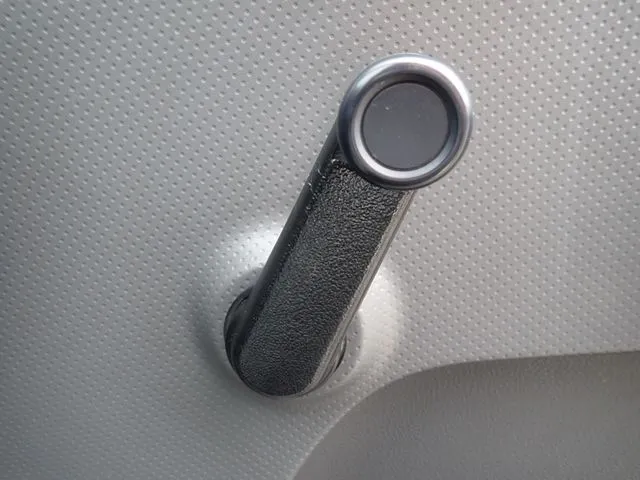 NV150 AD 2WD(ニッサン)の車両写真