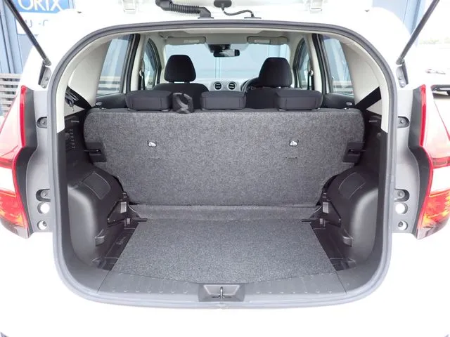 ニッサン　ノート