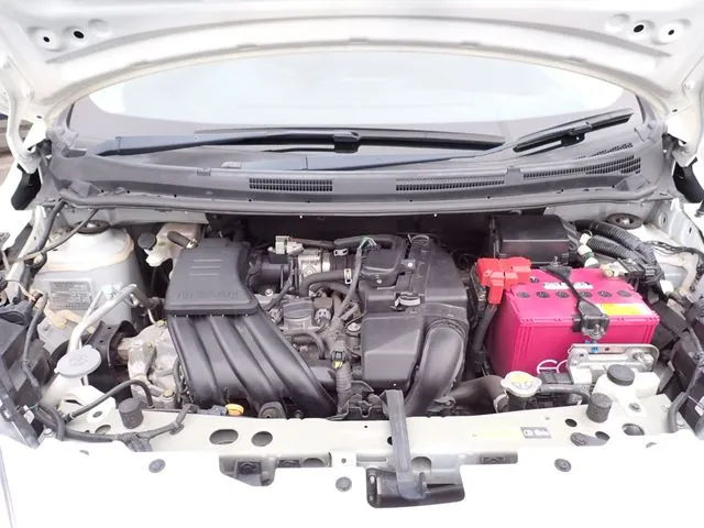 ニッサン　ノート