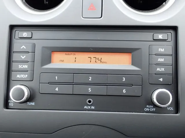 ニッサン　ノート