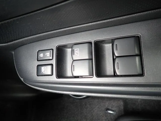 ニッサン　ノート