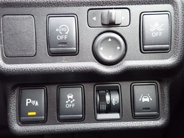 ニッサン　ノート