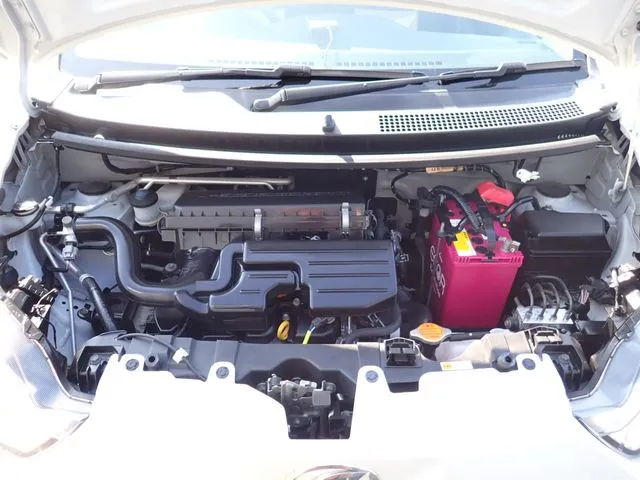 ミラ　イース（ダイハツ）の車両写真