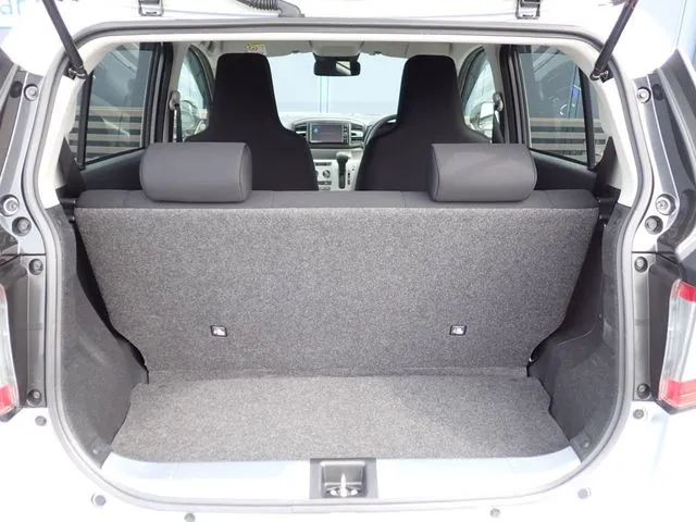 ミラ　イース（ダイハツ）の車両写真