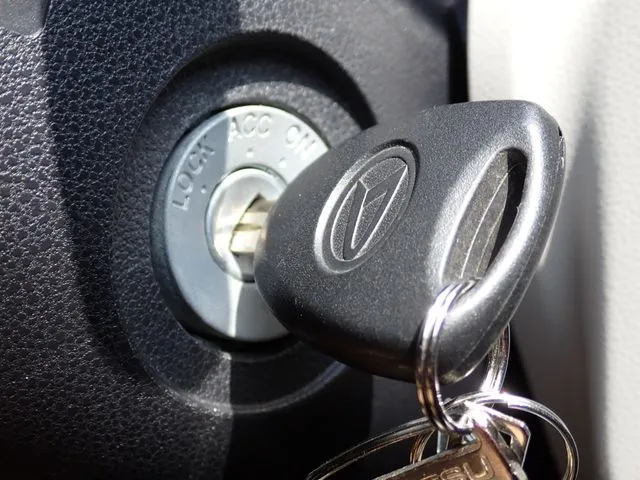 ミラ イース(ダイハツ)の車両写真