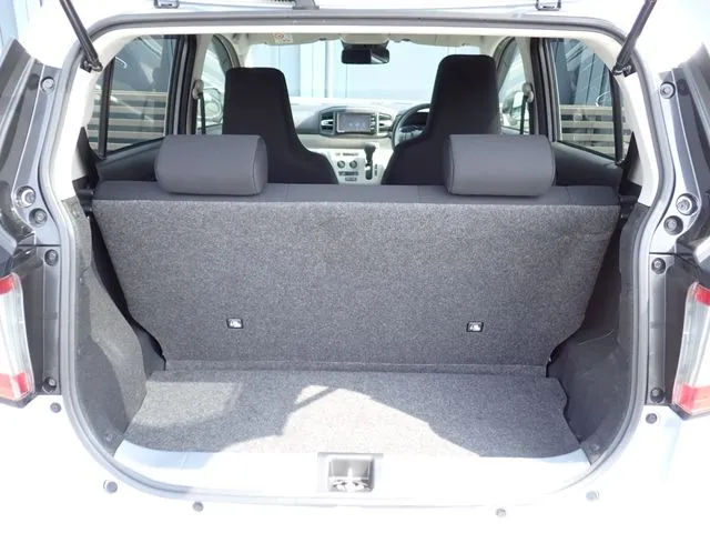 ミラ イース(ダイハツ)の車両写真