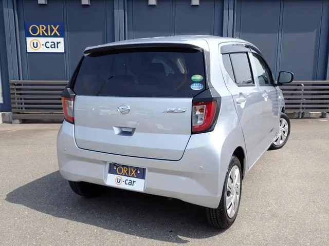 ミラ イース(ダイハツ)の車両写真