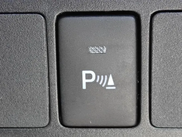 トール（ダイハツ）の車両写真