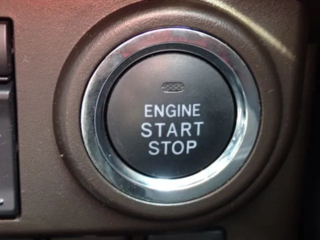 トール（ダイハツ）の車両写真