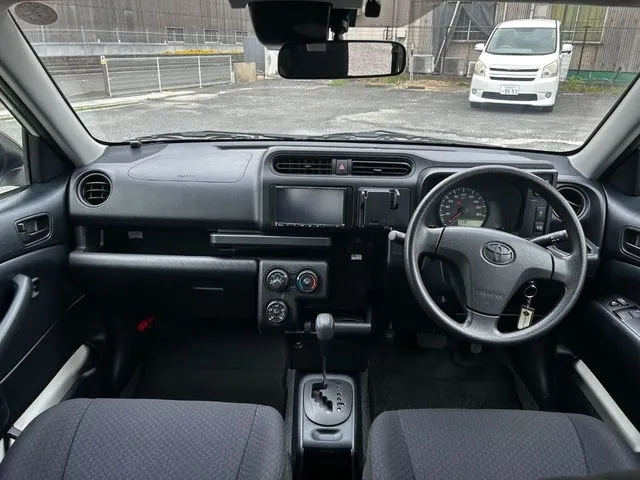 プロボックスバン　２ＷＤ（トヨタ）の車両写真