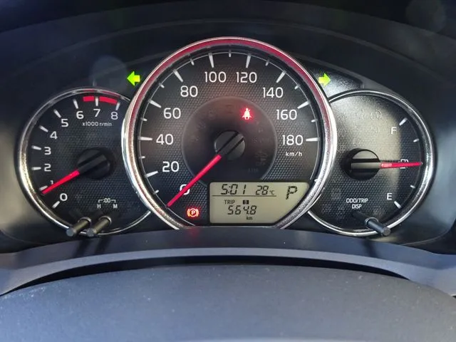 カローラフィールダー(トヨタ)の車両写真