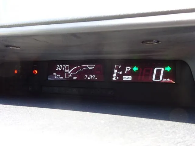 アクア（トヨタ）の車両写真