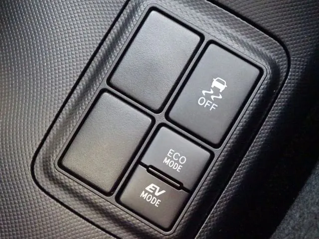 アクア（トヨタ）の車両写真
