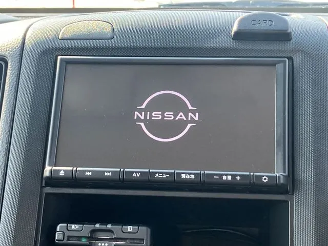 ニッサン NV150 AD 4WD