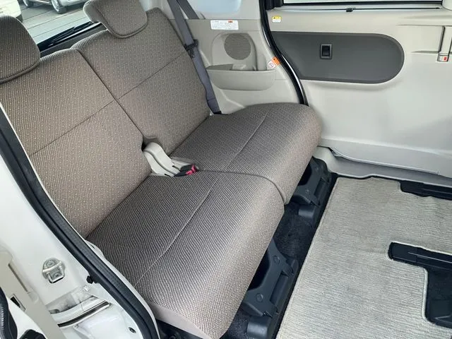 タント（ダイハツ）の車両写真