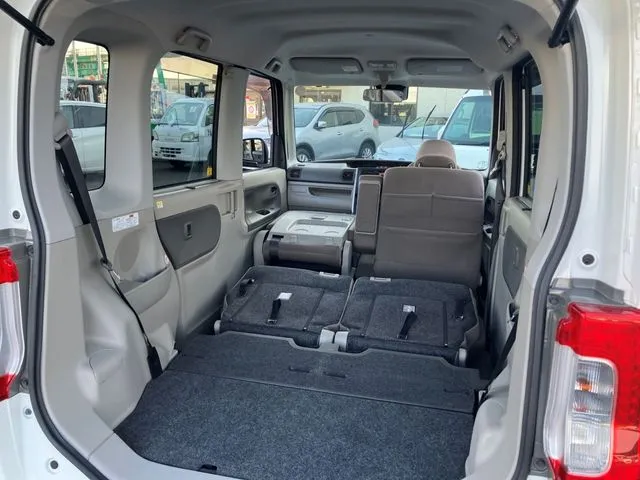 タント（ダイハツ）の車両写真