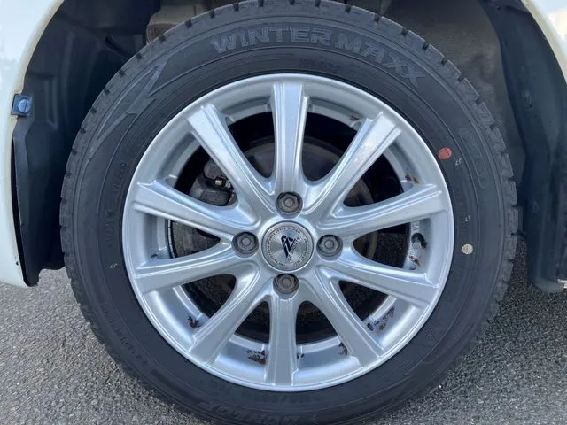 タント（ダイハツ）の車両写真