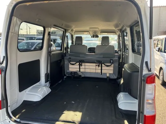 マツダ ボンゴバン 4WD