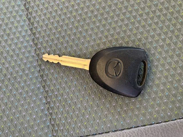 マツダ ボンゴバン 4WD