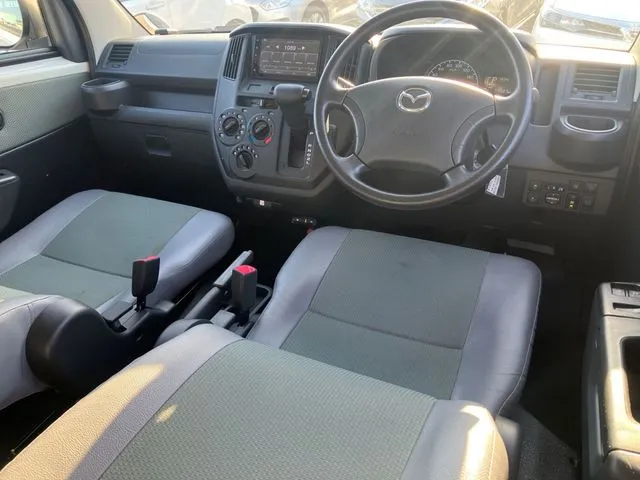 マツダ ボンゴバン 4WD