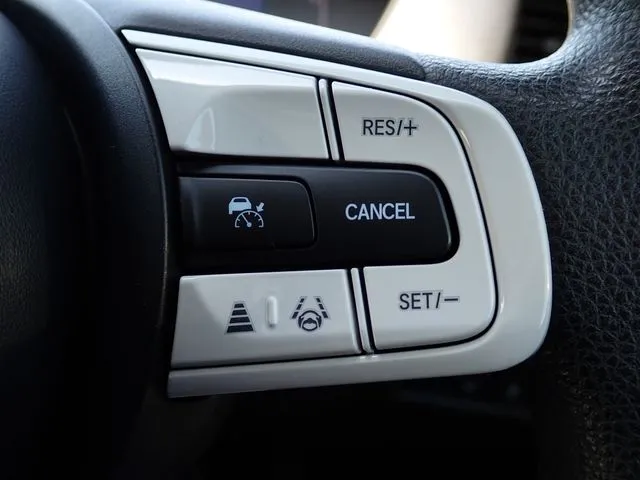 フィット　４ＷＤ（ホンダ）の車両写真