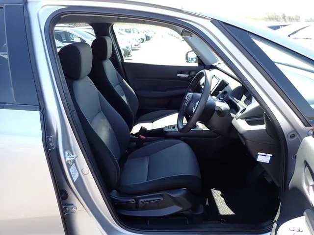 フィット　４ＷＤ（ホンダ）の車両写真