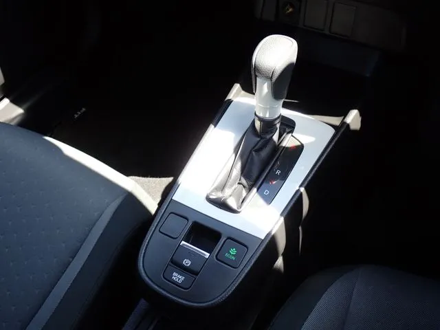 フィット　ｅ：ＨＥＶ（ホンダ）の車両写真