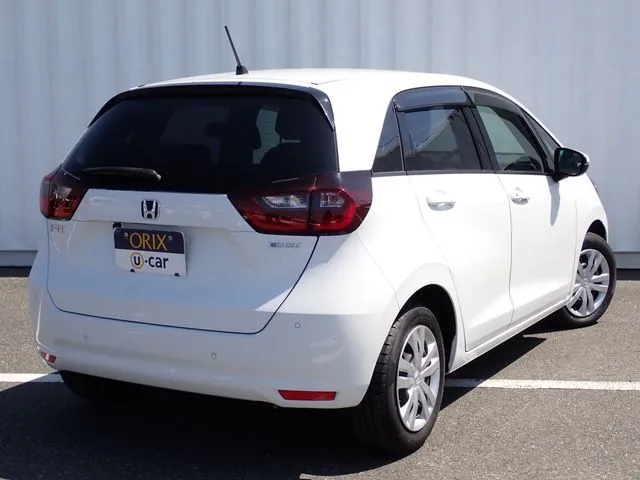 フィット　ｅ：ＨＥＶ（ホンダ）の車両写真