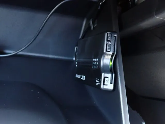 フィット　ｅ：ＨＥＶ（ホンダ）の車両写真