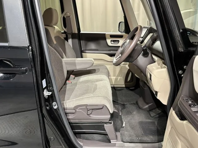 Ｎ　ＢＯＸ（ホンダ）の車両写真