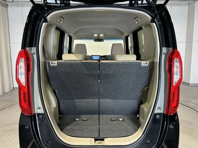 Ｎ　ＢＯＸ（ホンダ）の車両写真
