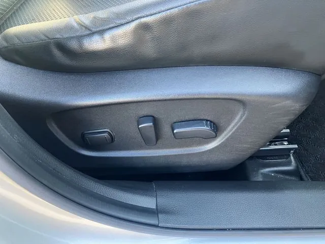 ニッサン エクストレイル ハイブリッド 4WD