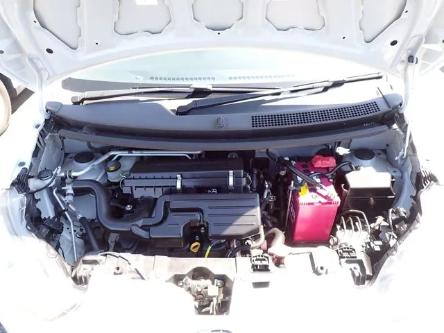 ミラ　イース（ダイハツ）の車両写真