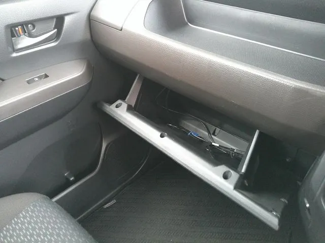 トール　４ＷＤ（ダイハツ）の車両写真