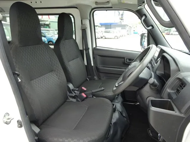 ハイゼットカーゴ（ダイハツ）の車両写真