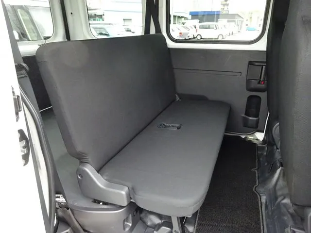 ハイゼットカーゴ（ダイハツ）の車両写真