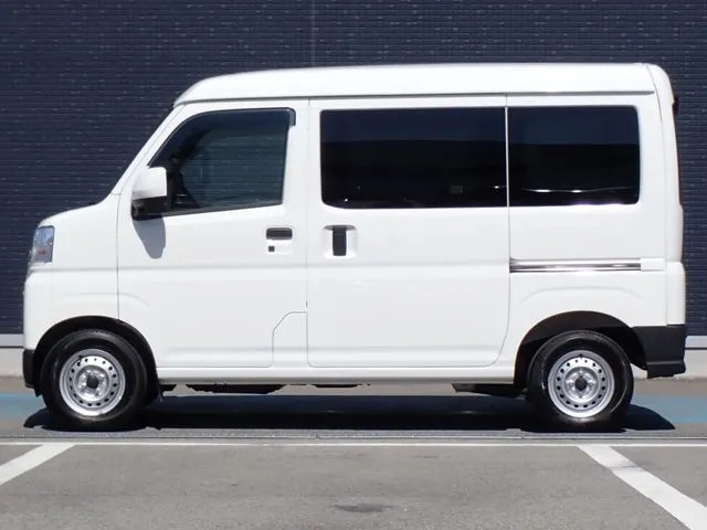 ハイゼットカーゴ（ダイハツ）の車両写真