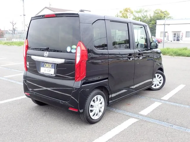 N BOX(ホンダ)の車両写真