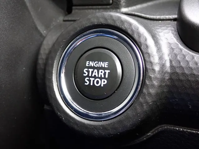 クロスビー（スズキ）の車両写真