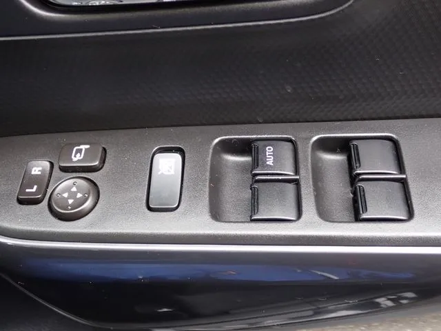 クロスビー（スズキ）の車両写真