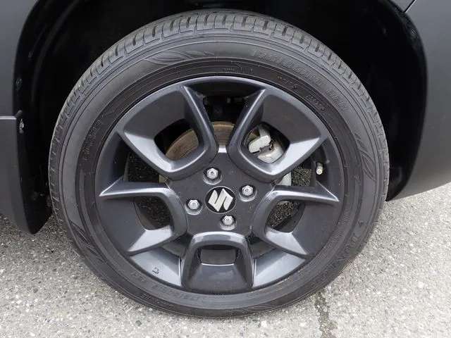 クロスビー（スズキ）の車両写真