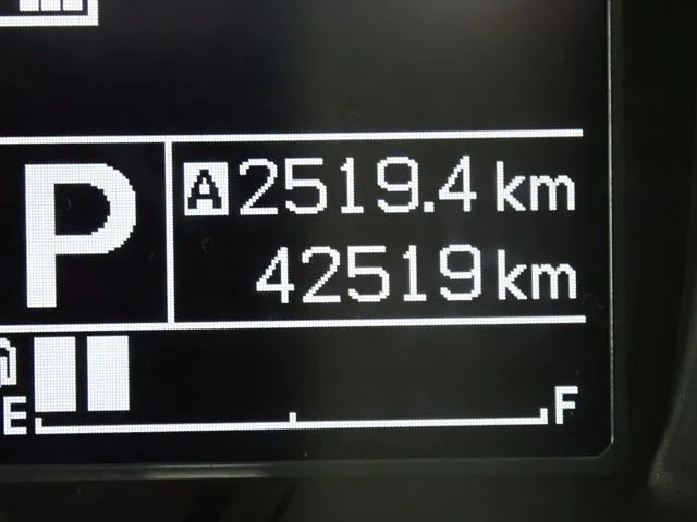 クロスビー（スズキ）の車両写真